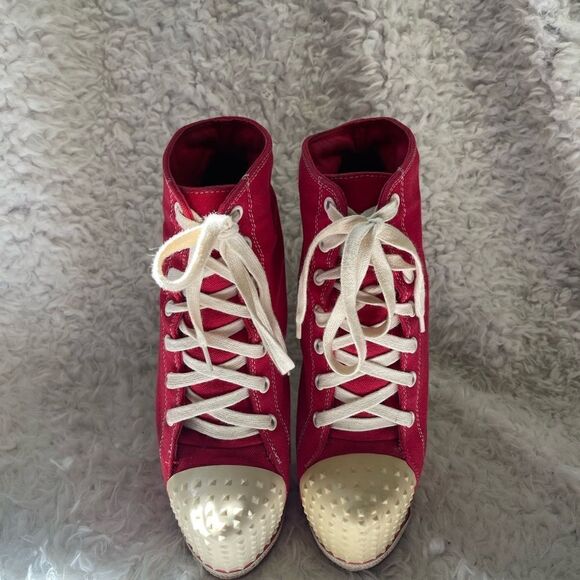 Zigi Girl Salute Red canvas lace up ankle hidden platform heels beige trimsSZ8.5 - Picture 3 of 12